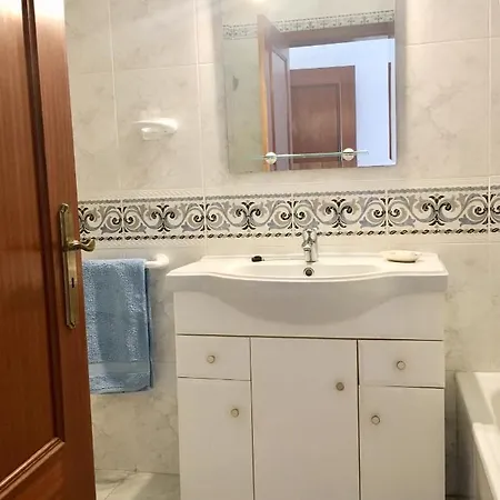 Ocean View Apartment *